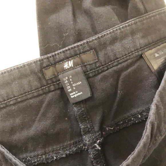 H&M HIGH WAISTED SKINNY JEANS BLACK SIZE 6 - Picture 4 of 4